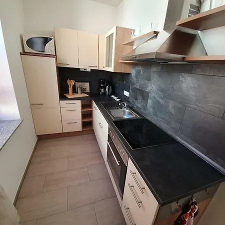 Ferienwohnung * Sonneberg
